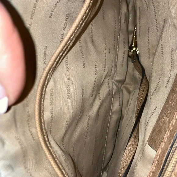 Michael Kors Mercer Tan Leather Tote - Picture 7 of 10